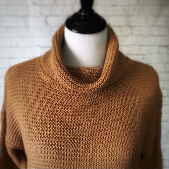 Cozy Gold Turtleneck Sweater - Picture 7 of 7